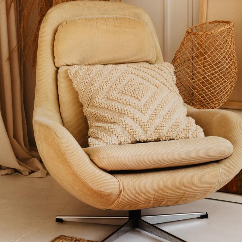 現代感商店椅，舒適度UP UP